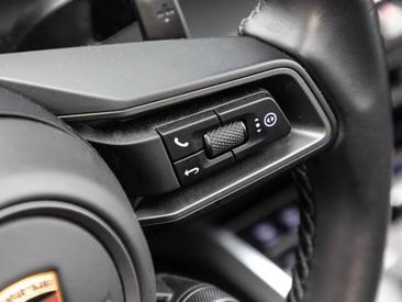 Porsche 992 I Targa 4S — photo 21