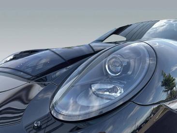 Porsche 991 I Carrera GTS Cabriolet — photo 9