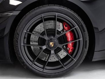 Porsche 992 II Targa 4 GTS — photo 6