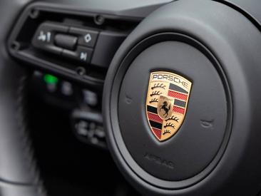 Porsche 992 II Carrera S Cabriolet — photo 30