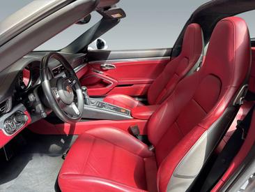 Porsche 991 II Targa 4 — photo 16