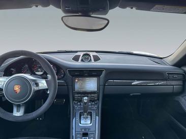 Porsche 991 I Carrera GTS Cabriolet — photo 14
