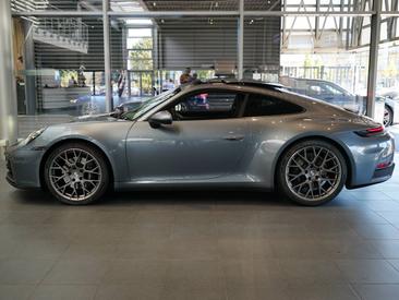 Porsche 992 II Carrera — photo 2