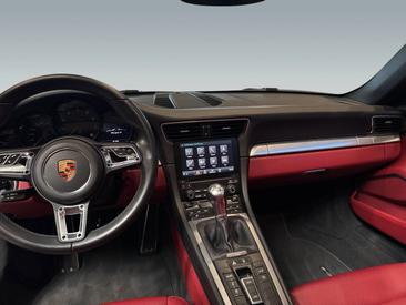 Porsche 991 II Targa 4 — photo 18