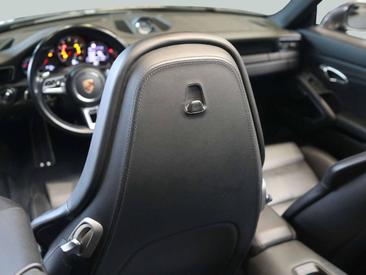 Porsche 991 II Turbo S Cabriolet — photo 25