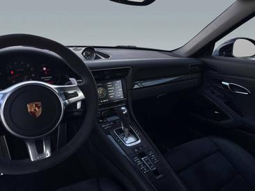 Porsche 991 I Carrera GTS Cabriolet — photo 15
