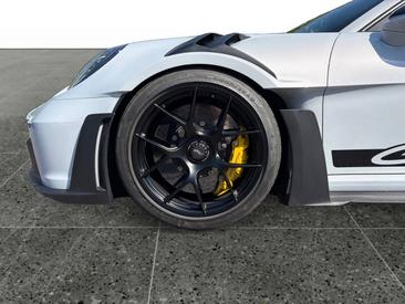 Porsche 992 I GT3 RS — photo 11