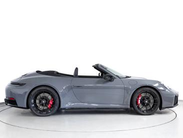 Porsche 992 II Carrera GTS Cabriolet — photo 9