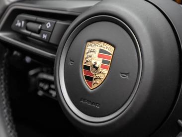 Porsche 992 I Targa 4S — photo 29