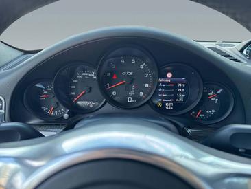 Porsche 991 I Carrera GTS Cabriolet — photo 17