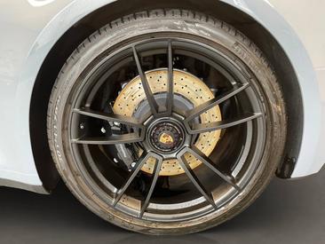 Porsche 992 I Carrera 4 GTS — photo 11