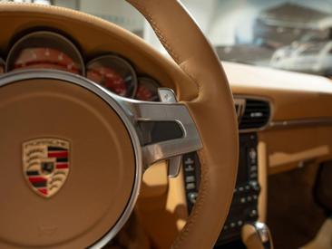 Porsche 997 II Turbo Cabriolet — photo 25