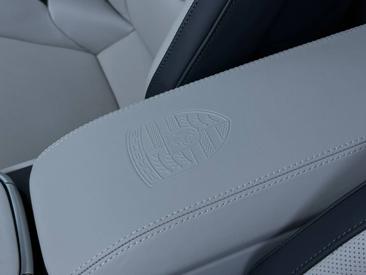 Porsche 992 II Carrera GTS Cabriolet — photo 19