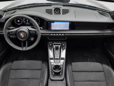 Porsche 992 II Targa 4 GTS — photo 16