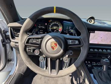 Porsche 992 I GT3 RS — photo 17
