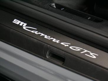 Porsche 992 I Carrera 4 GTS Cabriolet — photo 26