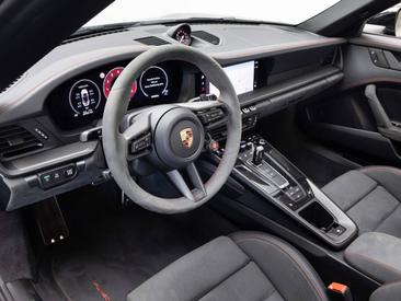 Porsche 992 II Carrera GTS Cabriolet — photo 13