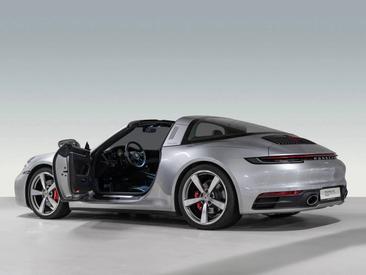 Porsche 992 I Targa 4S — photo 6