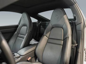 Porsche 992 I Carrera 4S — photo 15