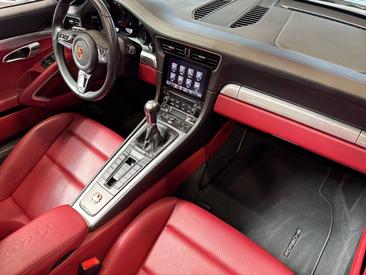 Porsche 991 II Targa 4 — photo 27