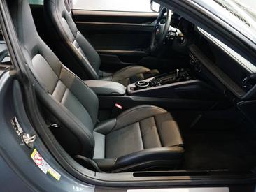 Porsche 992 II Carrera — photo 14