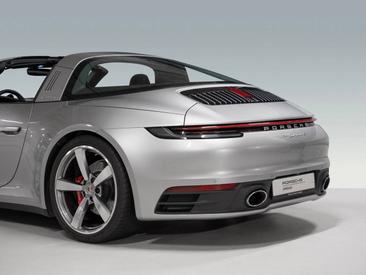 Porsche 992 I Targa 4S — photo 7