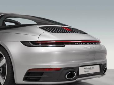 Porsche 992 I Targa 4S — photo 8