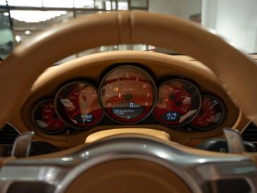 Porsche 997 II Turbo Cabriolet — photo 33