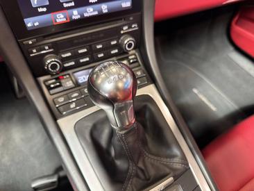 Porsche 991 II Targa 4 — photo 31