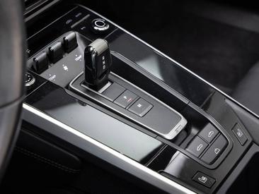 Porsche 992 I Carrera GTS Cabriolet — photo 30