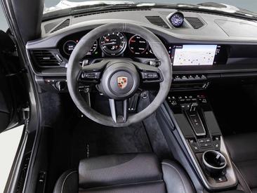 Porsche 992 I Carrera 4 GTS Cabriolet — photo 16