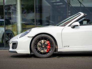 Porsche 991 II Carrera GTS Cabriolet — photo 11