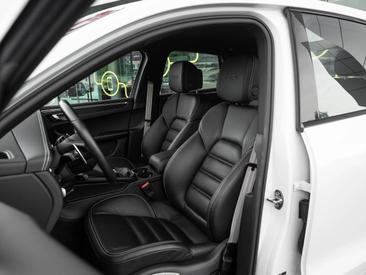 Porsche Macan GTS — photo 15