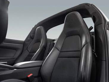 Porsche 992 I Targa 4S — photo 19