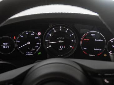 Porsche 992 I Carrera 4 GTS Cabriolet — photo 27