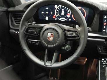 Porsche 992 II GT3 Mit Touring-Paket — photo 13