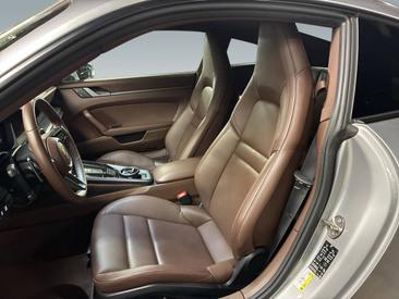 Porsche 992 II Carrera — photo 12