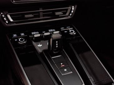 Porsche 992 I Targa 4S — photo 27