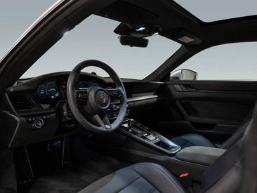 Porsche 992 I Carrera GTS — photo 15