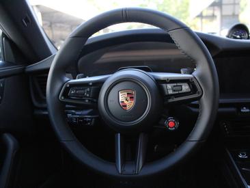 Porsche 992 II Carrera — photo 13