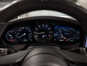 Porsche 992 I Targa 4S — photo 32