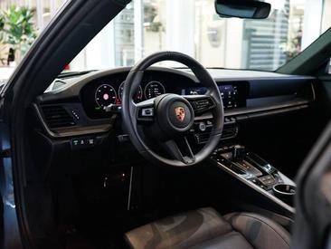 Porsche 992 II Carrera — photo 35