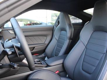 Porsche 992 II Carrera — photo 15