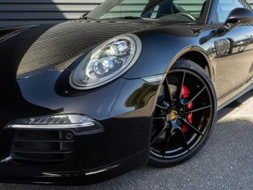 Porsche 991 I Carrera 4 GTS — photo 10