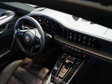 Porsche 992 II Carrera — photo 37