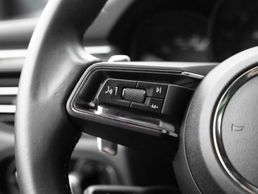 Porsche Macan GTS — photo 27