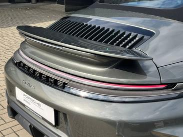 Porsche 992 II Turbo S Cabriolet — photo 20