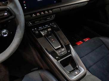 Porsche 992 I Carrera GTS — photo 23