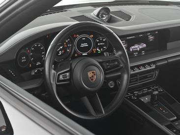 Porsche 992 I Carrera Cabriolet — photo 13