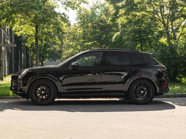 Porsche Cayenne III — photo 2